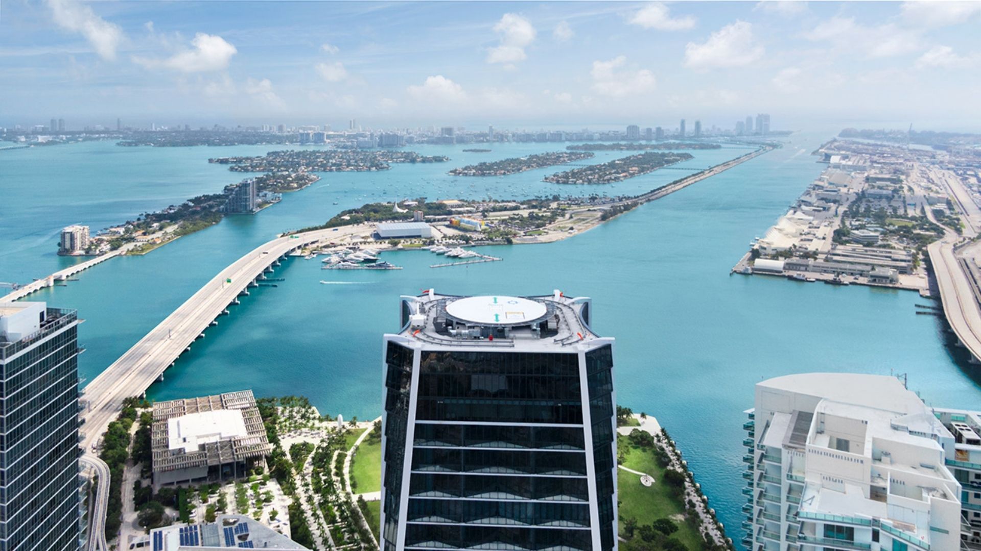 A helipad, Biscayne Bay, and the Miami sun. Only at One Thousand Museum.